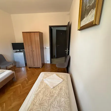Szilva Haz